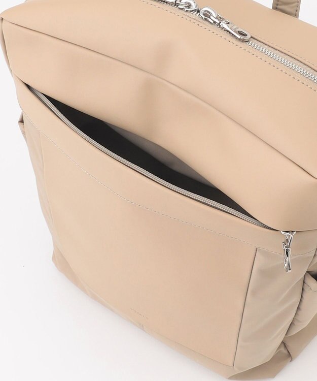 Y'SACCS 小西真奈美×Y'SACCS コンビスクエアリュックサック グレージュ