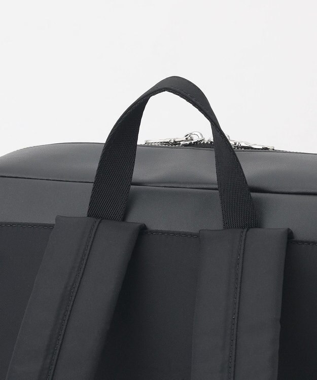 Y'SACCS 小西真奈美×Y'SACCS コンビスクエアリュックサック ブラック