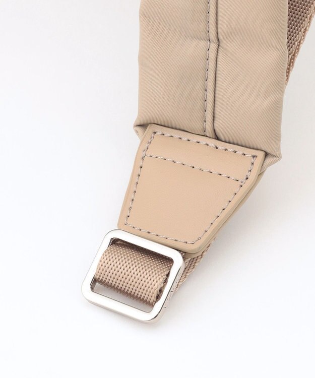 Y'SACCS 小西真奈美×Y'SACCS コンビスクエアリュックサック グレージュ