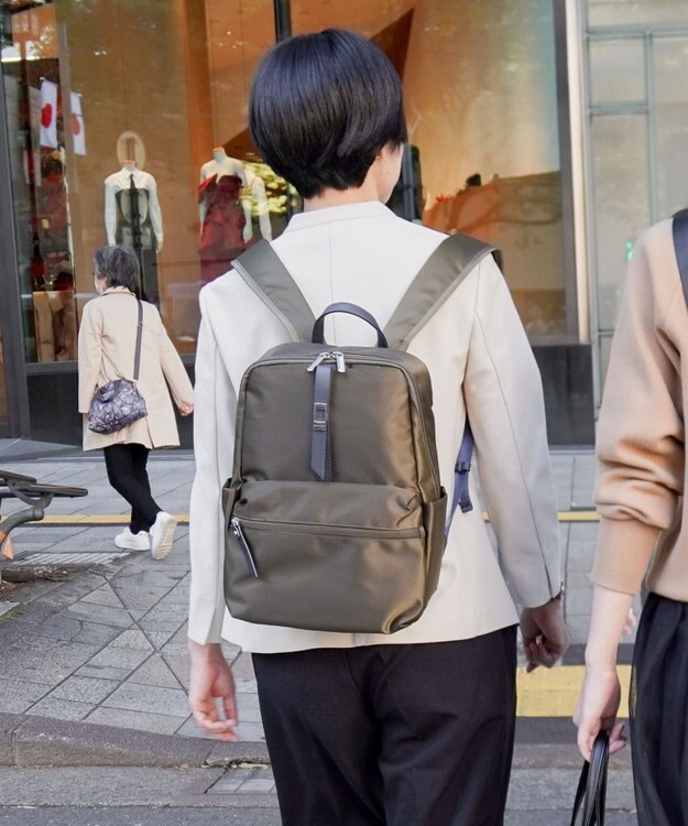 ACE BAGS & LUGGAGE PROGRES プログレ ミュー リュックサック ボトルホルダー エアメッシュ素材 背面ポケット 17394  リュックサック レディース ユーティリティポケット カーキ