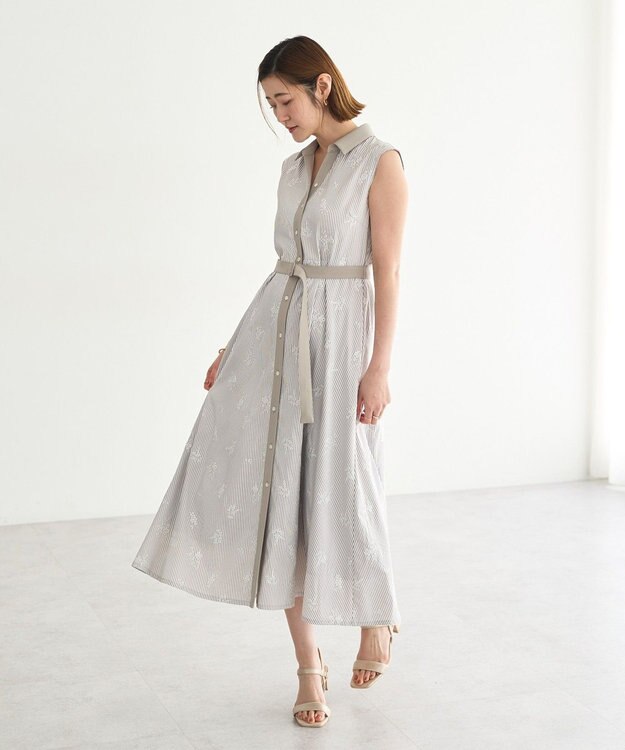 YECCA VECCA ストライプ柄フラワー刺繍ワンピース Beige