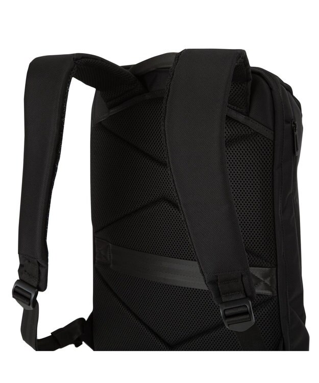 ZERO HALLIBURTON デイトン デイパック B4サイズ 14.0インチPC 81571 ブラック