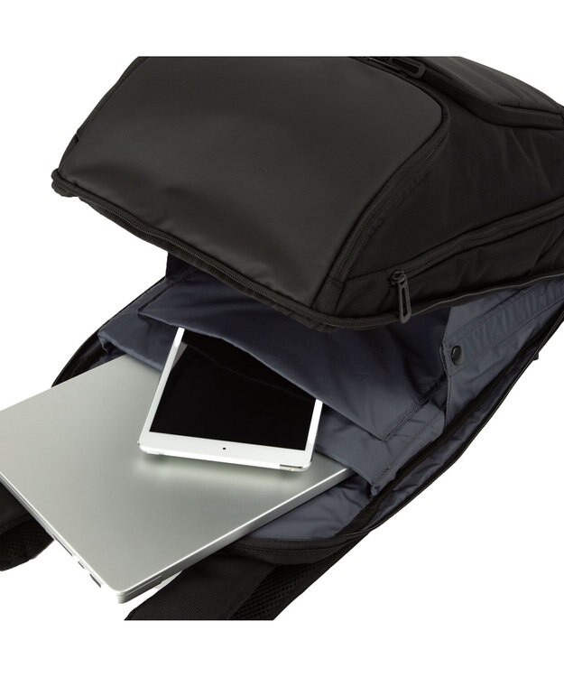 ZERO HALLIBURTON デイトン デイパック B4サイズ 14.0インチPC 81571 ブラック