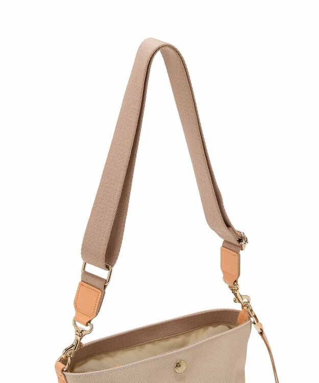 TOPKAPI 【Breath TOPKAPI】Aerial エアリアル ナイロン カラーストラップ付き ショルダーバッグ /軽量 ライトベージュ