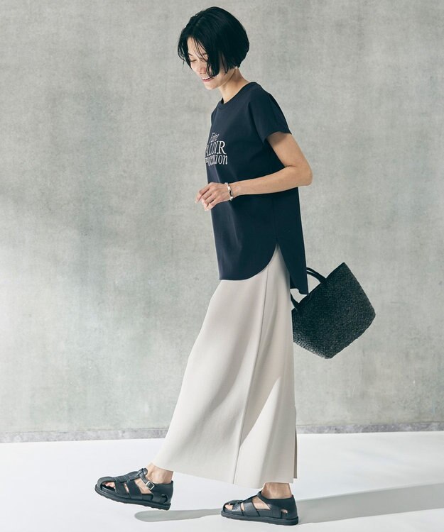 UNFILO L 【WEB限定カラー】スゴ機能美ニット Iラインスカート グレージュ