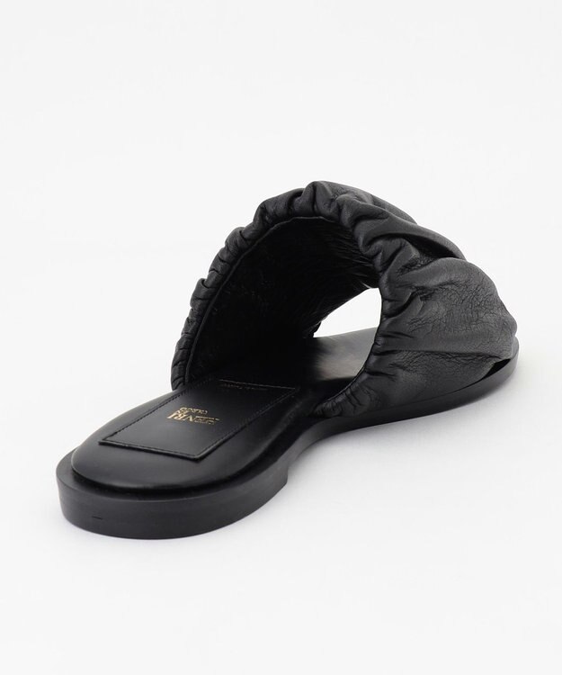 BEIGE， 【一部店舗限定】HENRI EN VARGO / JUNIPER サンダル Black