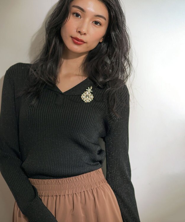 組曲 ラメリブポロ襟 ニット ブラック系