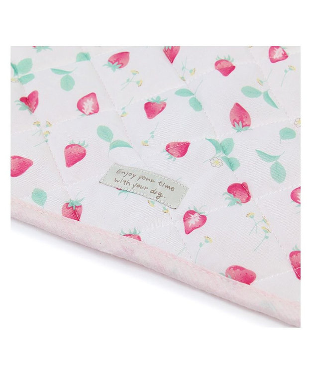 PET PARADISE ペットパラダイス クールマット 《いちご＆お花柄》 48×40㎝ いちご＆お花柄