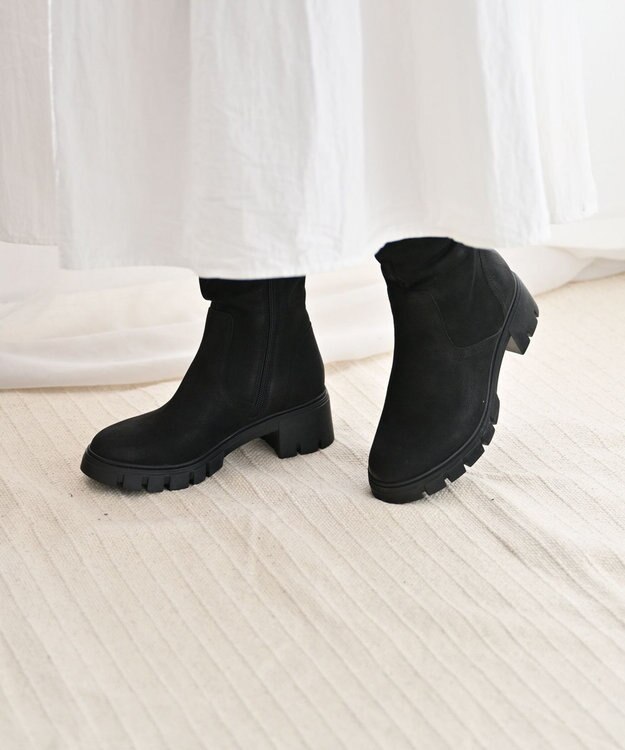 Pointer 本革ミドル丈ブーツ ブラック