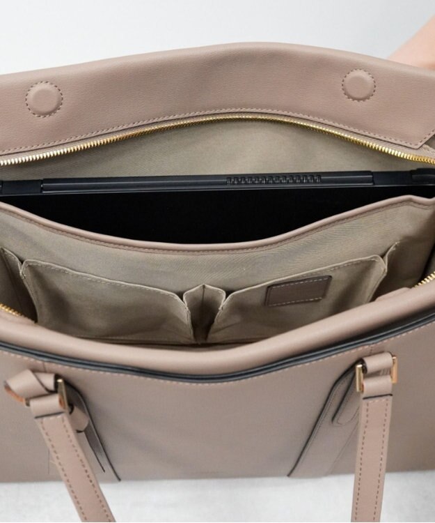 ACE BAGS & LUGGAGE Jewelna Rose フィンリー レザートート A4/13.3インチPC収納 65591 ジュエルナローズ グレージュ