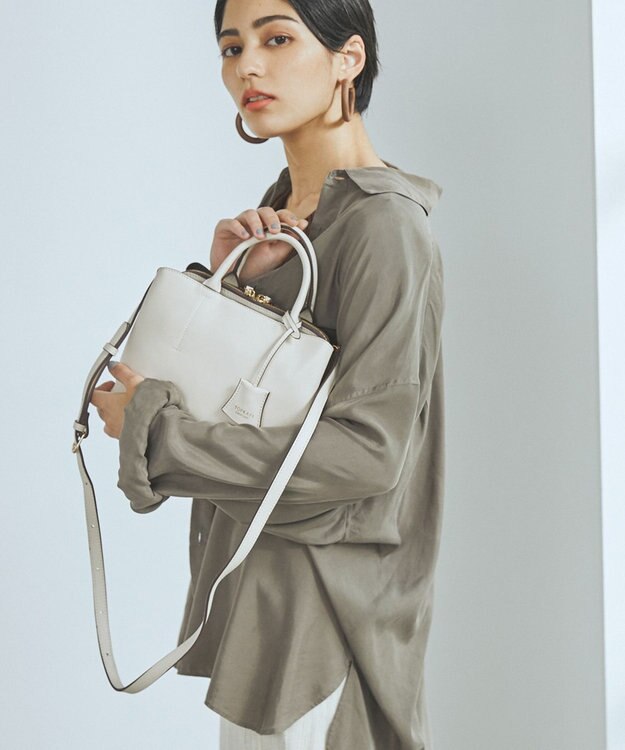 TOPKAPI 【TREASURE TOPKAPI】フロントステッチ レザーミニショルダーバッグ クリーム