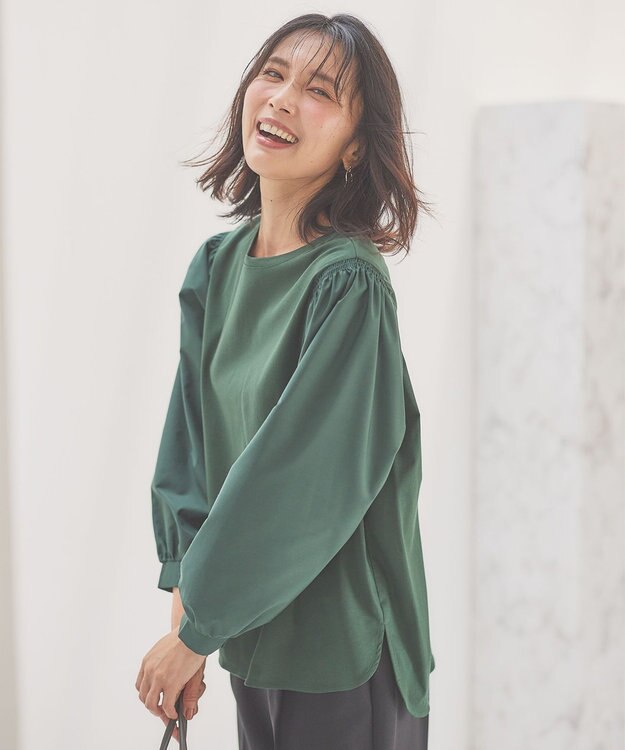 ANY L 【洗濯機可】着映えるシャーリングトップス グリーン