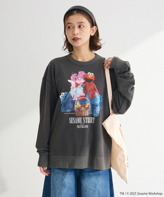 Green Parks セサミストリートミーツフルーツオブザルーム　スウェット Charcoal Gray
