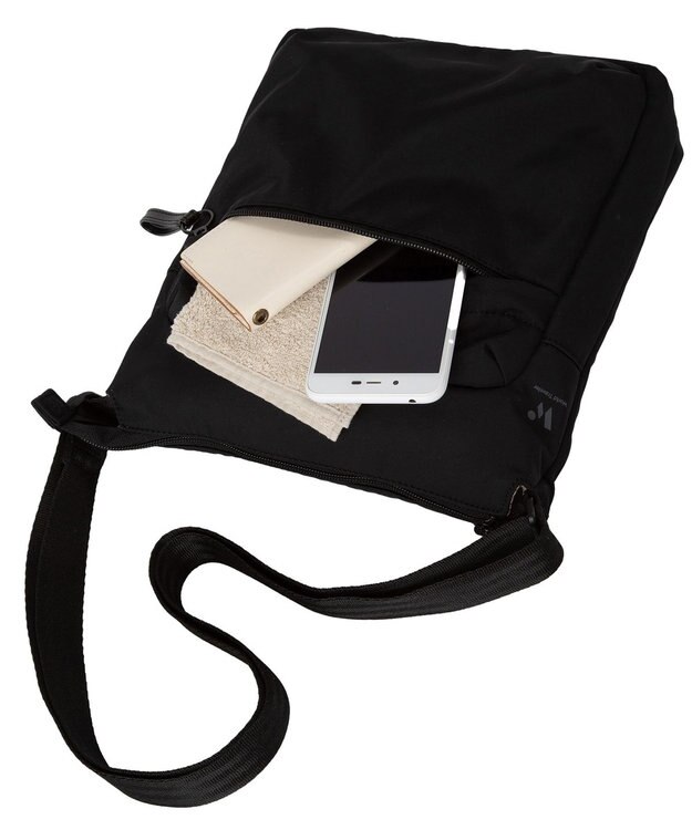 ACE BAGS & LUGGAGE World Traveler ミラ ショルダーバッグ  17531 ワールドトラベラー ブラック