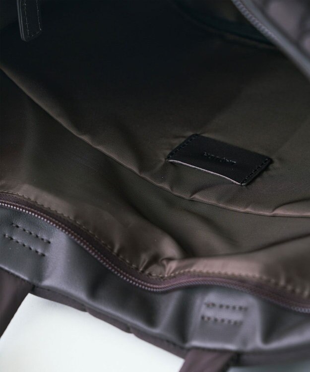 MIYABIYA LAQUOH【撥水加工】篭目柄エンボスボンディング スリム２WAYトート チョコ