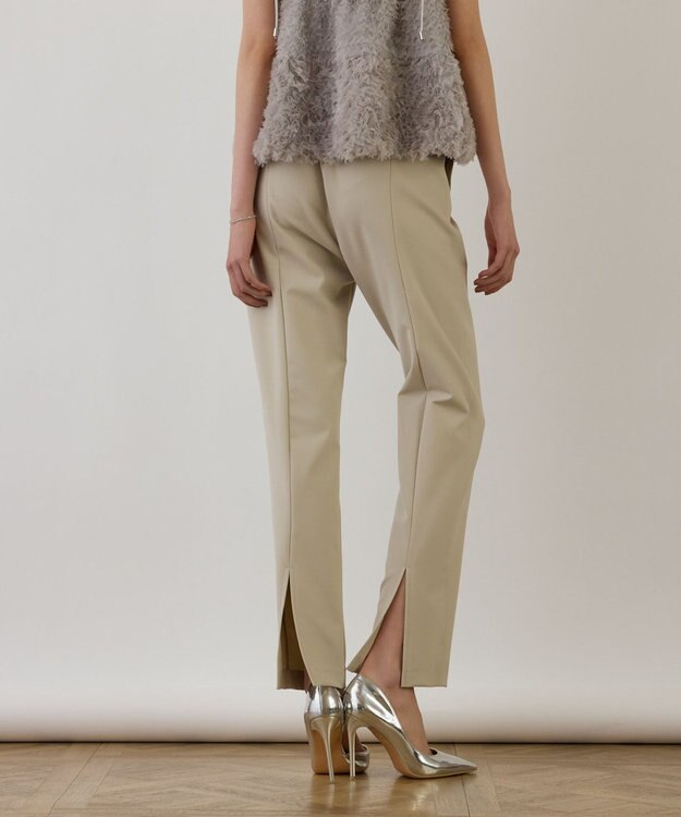 GRACE CONTINENTAL ストレッチテーパードパンツ ベージュ
