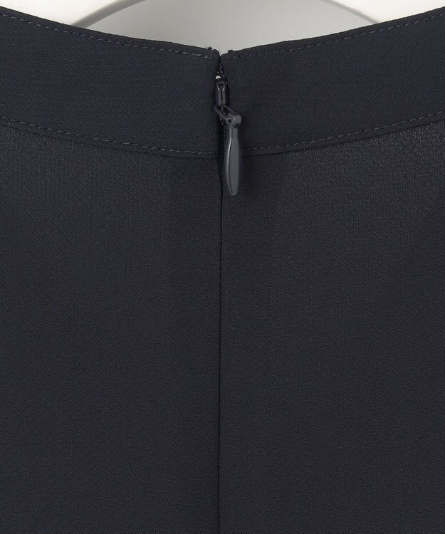 ICB L 【接触冷感・UVケア・速乾・洗える】BackSatinAmunzen  5分袖スカーフタイブラウス ネイビー系