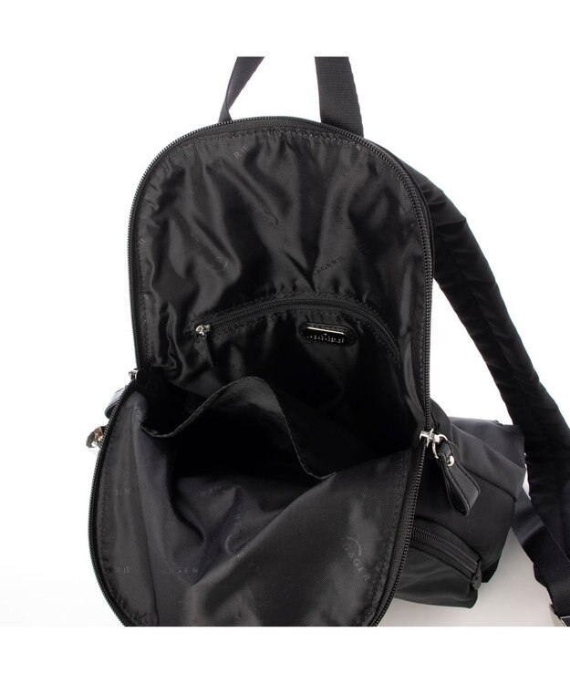 LA BAGAGERIE ナイロン×リサイクルレザー　ミニリュック ブラック