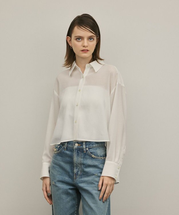 GRACE CONTINENTAL バックフレアシャツ ホワイト