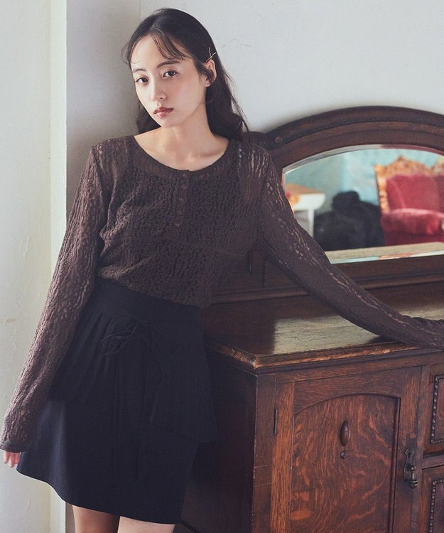 earth music&ecology フロントボタンレースプルオーバー Brown