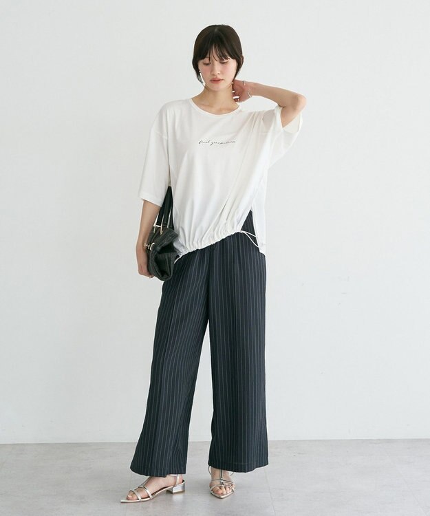 YECCA VECCA 裾ドロストデザインロゴTee Off White