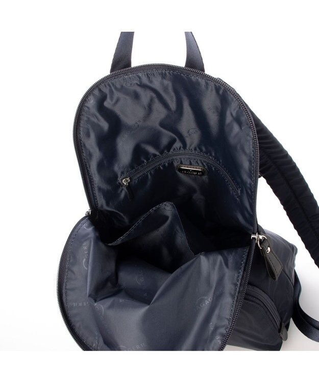 LA BAGAGERIE ナイロン×リサイクルレザー　ミニリュック ネイビー