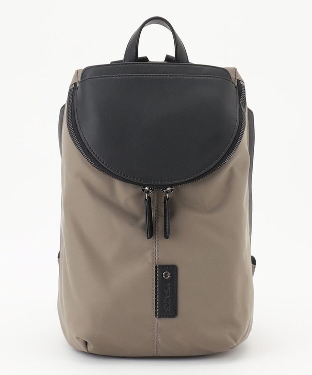Y'SACCS 【CORDURA×リサイクルレザー】ラウンドフラップミニリュック グレージュ