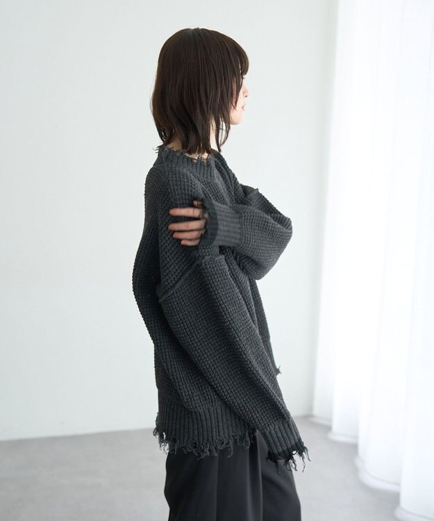 YECCA VECCA ダメージルーズニット Blue