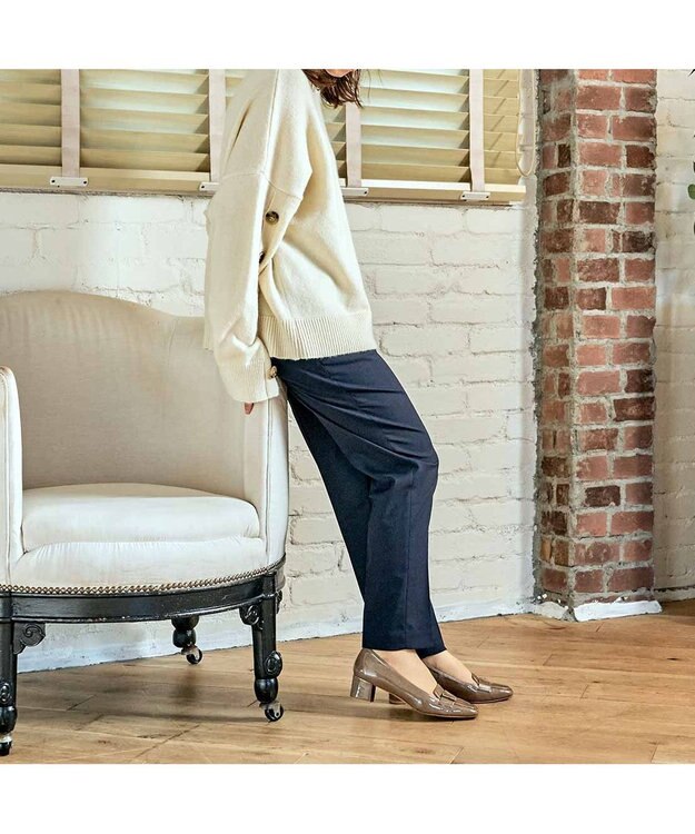 MODE ET JACOMO 【レイン対応】クラシックデザインレインパンプス オークエナメル