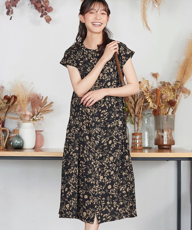 Tiaclasse L ボタニカル柄シャツワンピース ブラック