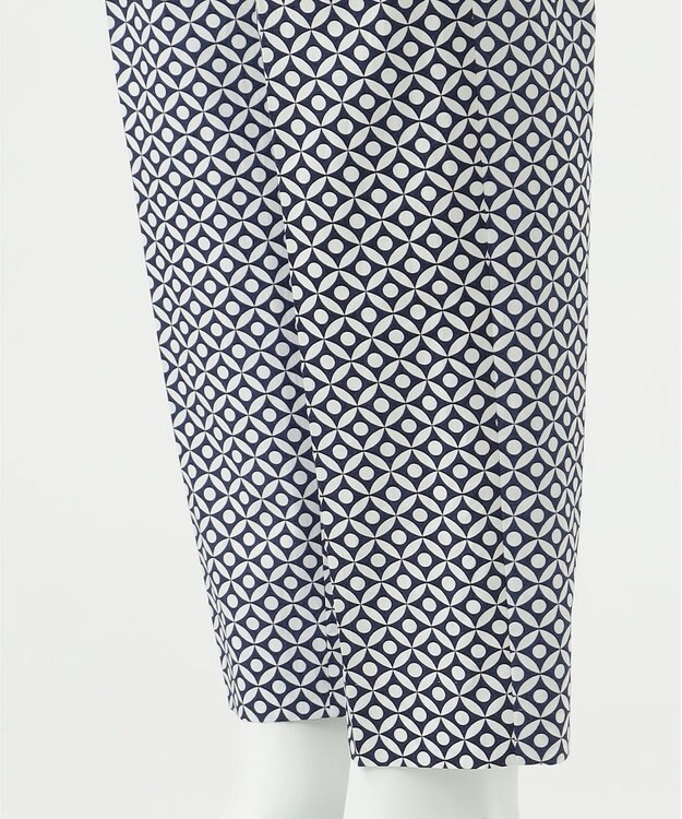 23区 【R(アール)】ジオメトリックペイズリープリント パンツ ジオメトリックネイビー