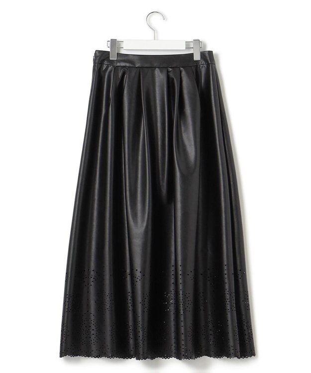 23区 【洗える】フェイクレザーパンチング フレアスカート ブラック系