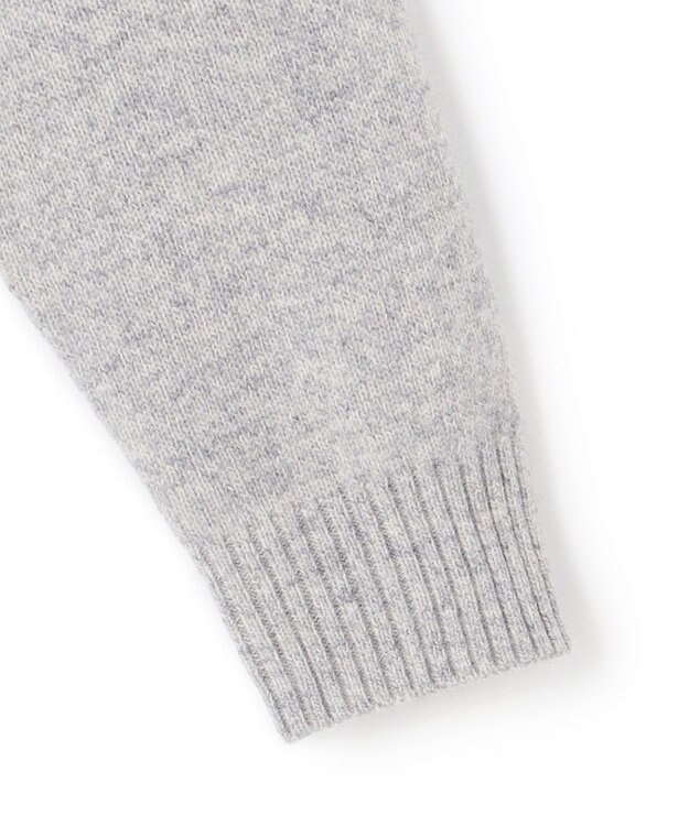 J.PRESS MEN ウール×カシミヤの上質素材【Cash Lamb's Wool】ケーブルクルーネック ニット_25年モデル ライトグレー系