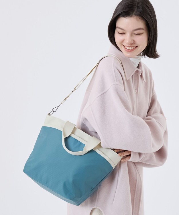 LeSportsac BUCKET TOTE/ブルーインディゴ/ベージュ ブルーインディゴ/ベージュ