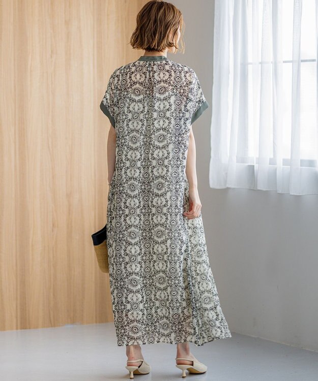 23区 【一部店舗限定/速乾性/洗える】モノトーンプリント ワンピース オーナメントモチーフ