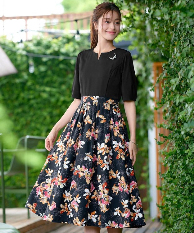 Tiaclasse L 【洗える】フラワープリントドッキングワンピース ブラック×ブラック