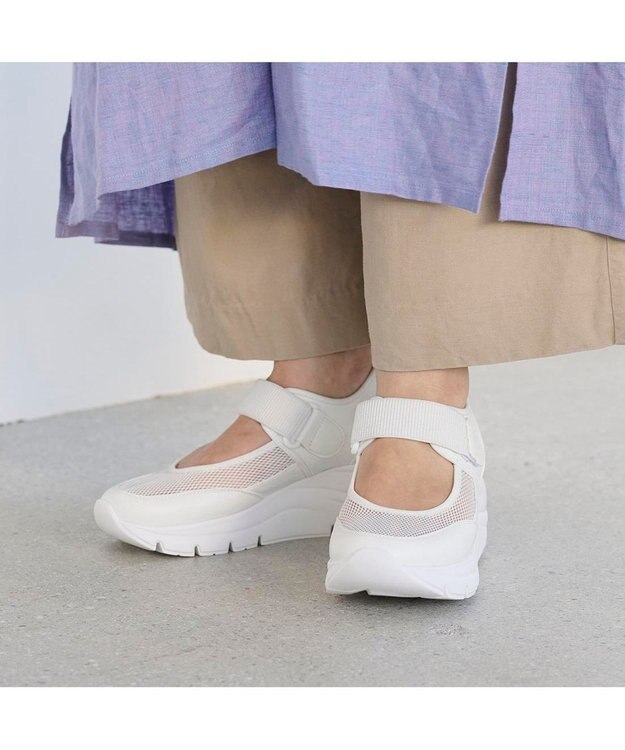 ing <ing>【WEB限定】厚底メッシュストラップスニーカー アイボリー