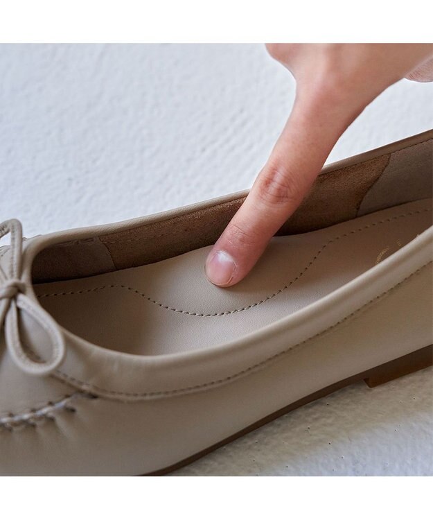 ing <ing>リボンモカシンシューズ オーク