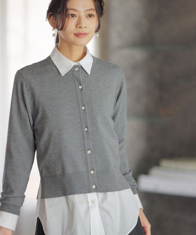組曲 【先行予約】アトランダムビジューボタンカーディガン ライトグレー系