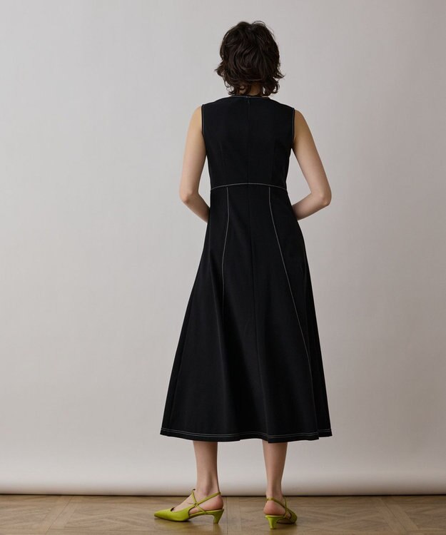 GRACE CONTINENTAL ステッチカットワンピース ブラック