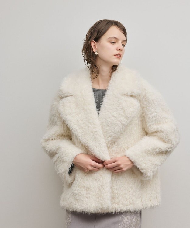 GRACE CONTINENTAL フェイクファーPコート キナリ