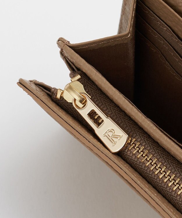 russet サークルプレートハーフウォレット(SO-441) Mocha