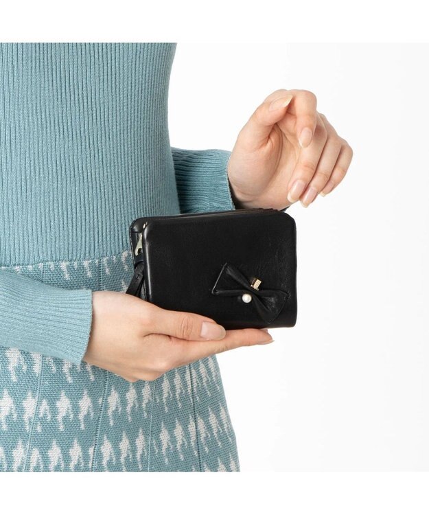 LANVIN en Bleu ペアル 二つ折Lファスナー財布 ブラック