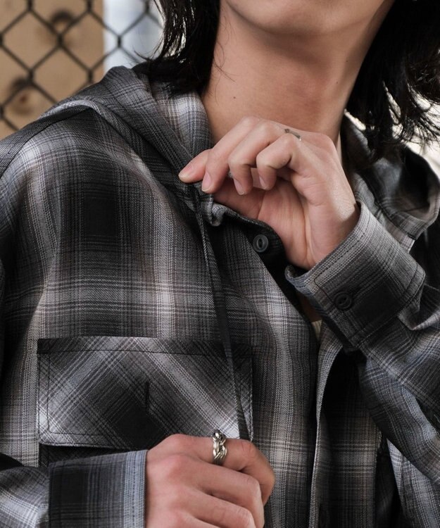 WEGO オンブレチェックフードシャツ（LS） ブラックチェック1