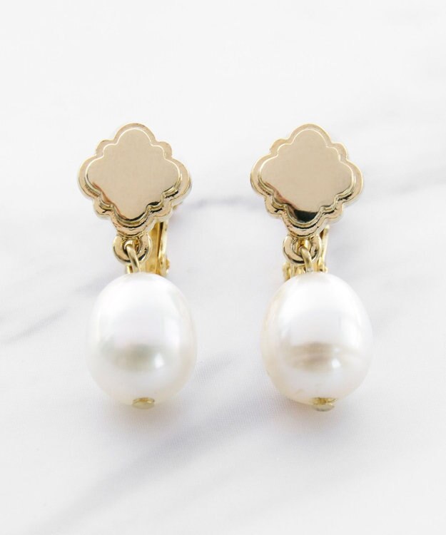 イヤリング Clover u0026 Pearl Earrings 淡水バロックパールイヤリング レディース... F TOCCA ゴールド系