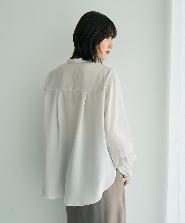 YECCA VECCA 2way裾アレンジパール釦ブラウス Light Gray