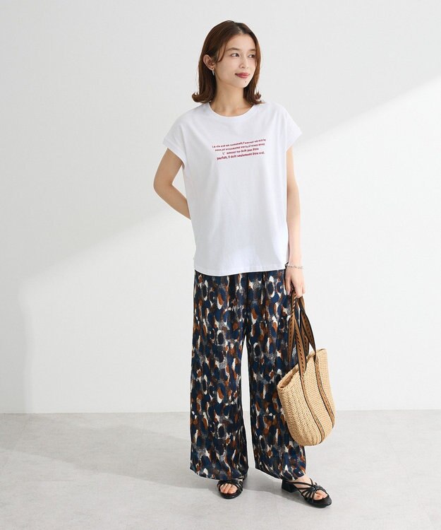 Green Parks ・ｓｗｉｎｇ　ｂｙ　フレンチスリーブ刺繍ＴＥＥ Off White