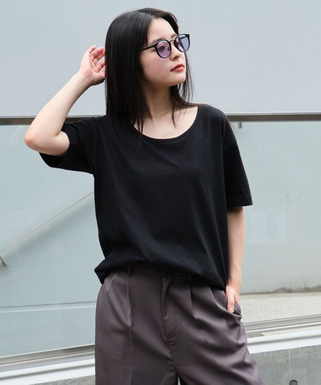 WEGO 【ユニセックス着用ITEM/MLサイズ展開】UネックT（SS） ブラック