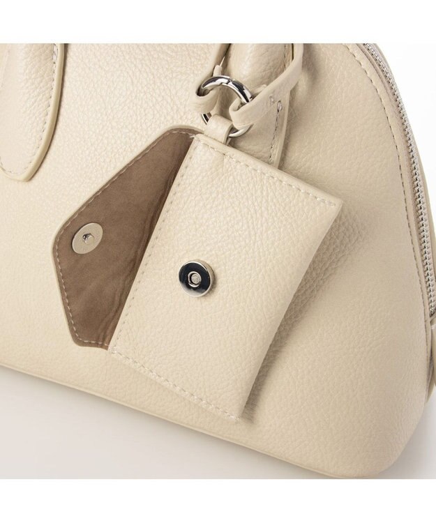 UNBILLION カシュカシュ cachecache / ポーチ付きシェル型ボストン アイボリー