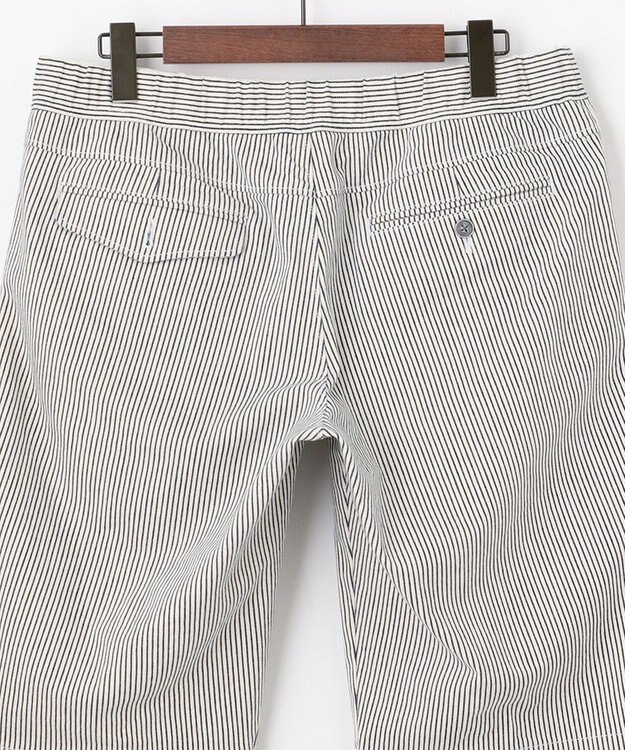 JOSEPH ABBOUD MOUNTAIN 【SPACE／UNISEX】ストライプイージーショートパンツ ホワイト系1